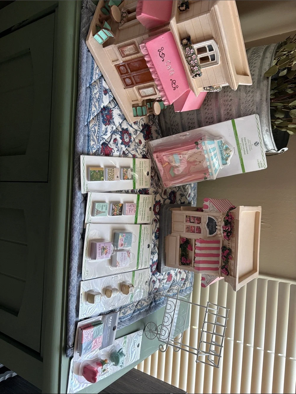 Miniature Ashland by Michaels lot - Picture 10 of 10